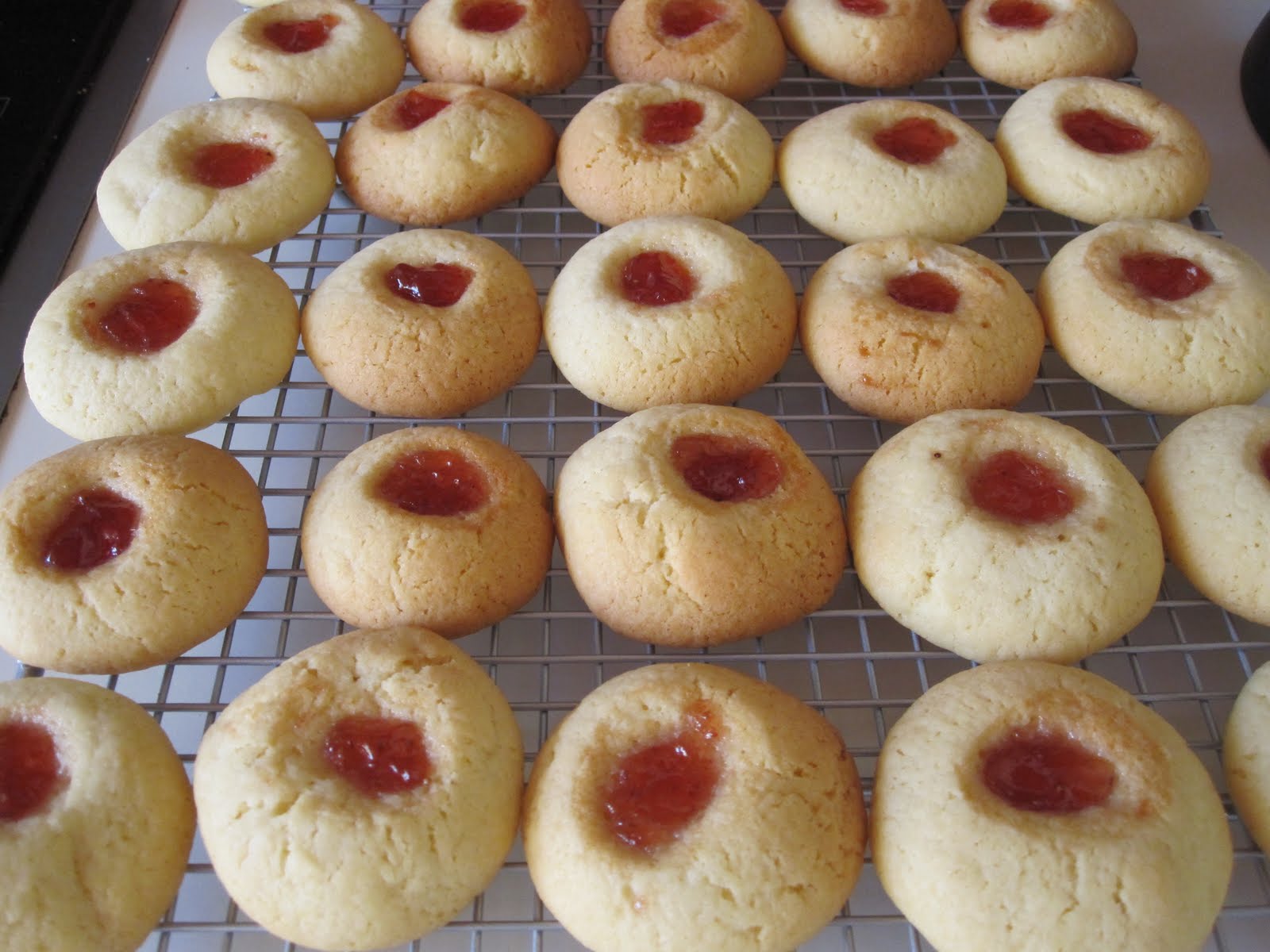 biscuits with jam in the middle